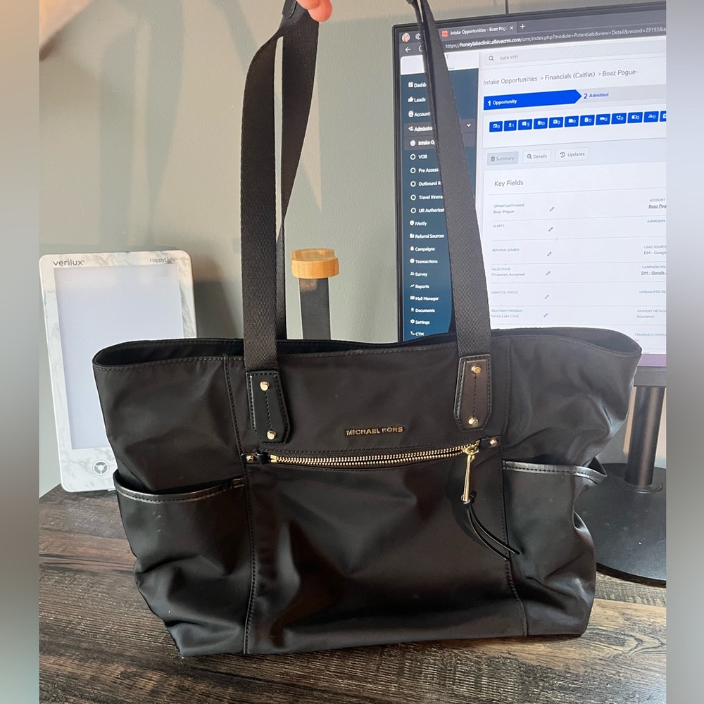 Michael Kors Purse w/ iPad/laptop slot